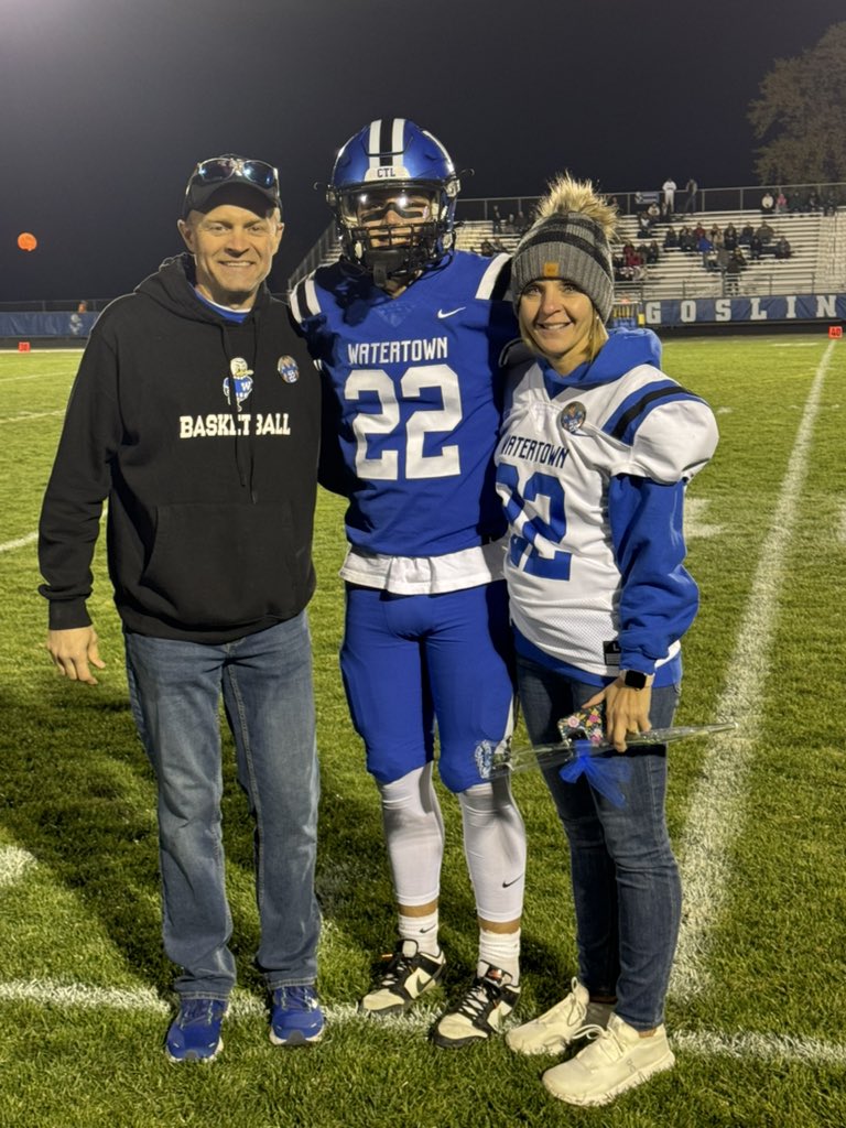 22 weeks until kickoff means Cam Kranz is out featured senior this week! How are you going to spend your spring break?

Clobbering Eliot Roethle in batting practice ALL WEEK.

Brave words, but you know other teams have tried &amp; failed to do that, right?

SILENCE, HEATHEN!

#wisfb