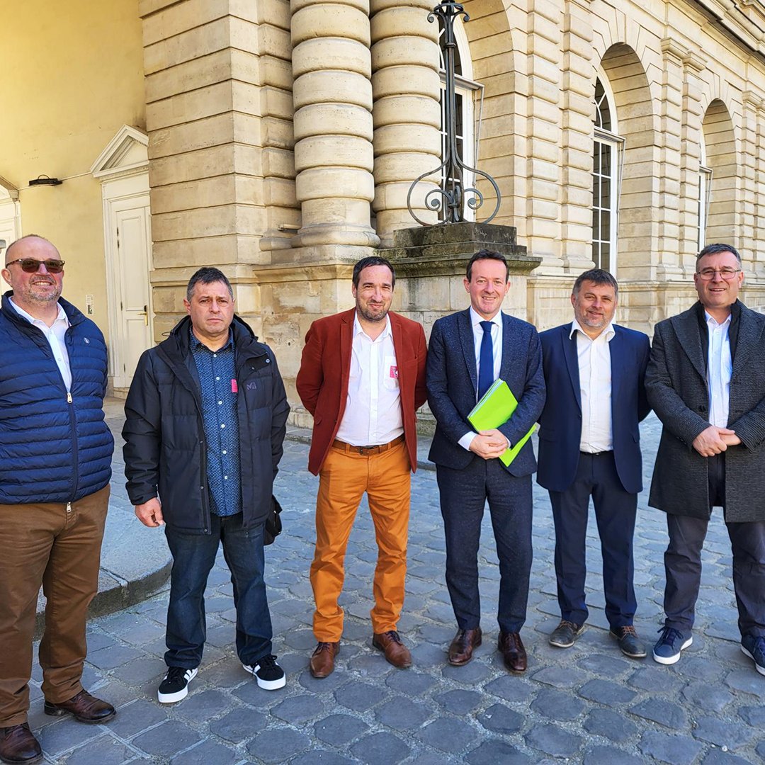 CAPEB Occitanie (@occitaniecapeb) on Twitter photo 🎓 Les élus des CAPEB départementales d'#Occitanie réunis à #Paris lors du regroupement national de l’École des Cadres, promotion 2025.
👉Temps forts 🏦 La visite du <a href="/Senat/">Sénat</a> avec la rencontre des sénateurs <a href="/PALevisenat/">Pierre-Antoine Levi</a>, <a href="/F_Bonhomme/">François Bonhomme</a>, <a href="/sebastienpla/">Sénateur Sébastien Pla</a>, <a href="/ClaudeRaynal/">Claude Raynal</a>.
<a href="/capeb_fr/">La CAPEB</a> 🎓 Les élus des CAPEB départementales d'#Occitanie réunis à #Paris lors du regroupement national de l’École des Cadres, promotion 2025.
👉Temps forts 🏦 La visite du <a href="/Senat/">Sénat</a> avec la rencontre des sénateurs <a href="/PALevisenat/">Pierre-Antoine Levi</a>, <a href="/F_Bonhomme/">François Bonhomme</a>, <a href="/sebastienpla/">Sénateur Sébastien Pla</a>, <a href="/ClaudeRaynal/">Claude Raynal</a>.
<a href="/capeb_fr/">La CAPEB</a>