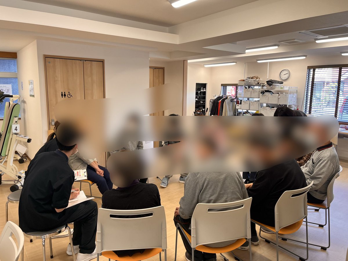 FulllifeFull's tweet photo. 本日はパーキンソン病交流会でした。本日も多くの方にご参加いただきました。
今日は大きな決断をした方の激励会な雰囲気となりとても温かい雰囲気となりました。

#リハビリ特化型デイサービス
#香里園
#成田山不動尊 の近く
#寝屋川市
#パーキンソン病 https://t.co/7qXv3P78rr
