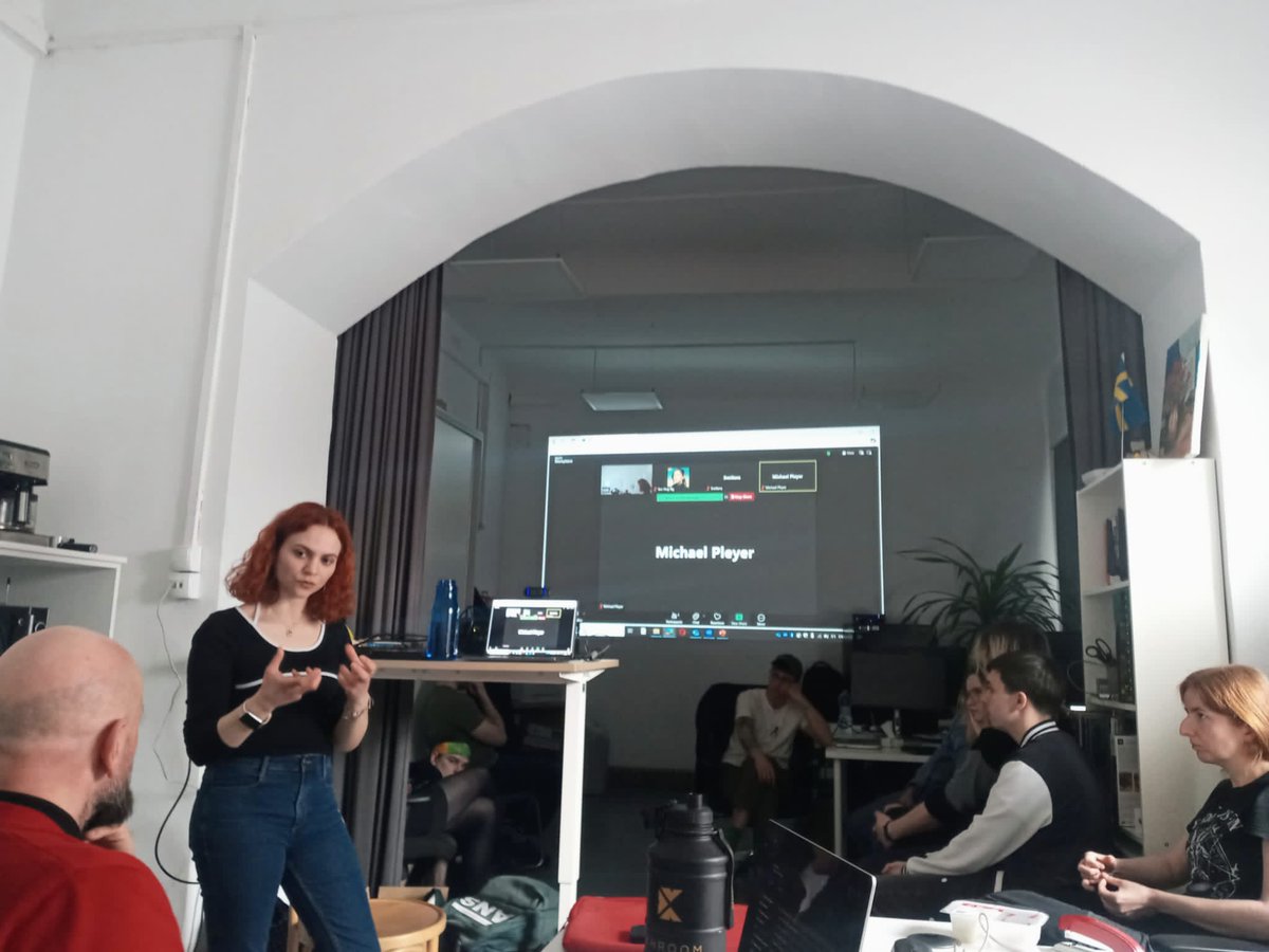 cles_ncu's tweet image. Last week we hosted Aliki Papa from @BergenUib, who talked about "Cultural Transmission and
Evolution of Mushroom Knowledge: Insights from Mycophobic Norway" 🌲🍄🌲 #CLES #sciencetalks #Mushroom @CenterImsert @UMK_Torun Thank you!