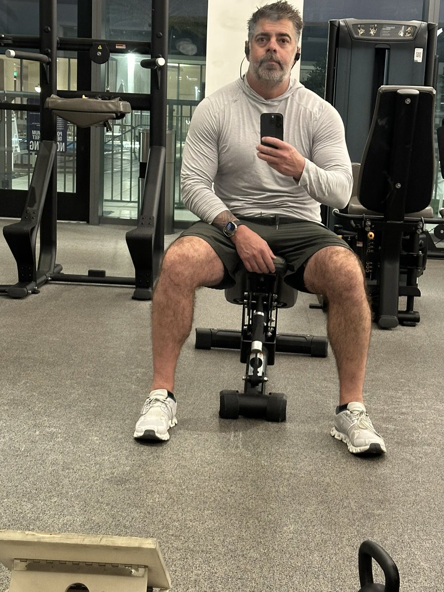 AOuvier's tweet photo. Little change to the routine this am. Chest and 💪, finished off with a little run #hardexercise #hardexerciseworks #hew #hewjupiter https://t.co/Kl1tjQbYLH