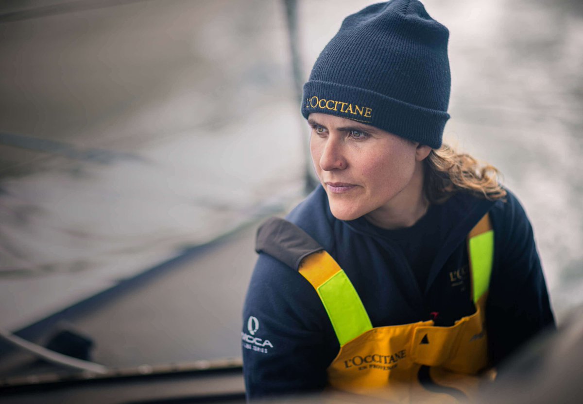 MigTheSailor (@migthesailor) on Twitter photo 🎢 Clarisse Crémer a failli ne jamais prendre le départ du <a href="/VendeeGlobe/">Vendée Globe</a>
1/ Samedi 9 novembre, la veille du départ, tout semble prêt sur <a href="/LOccitane_FR/">L'OCCITANE</a> . <a href="/ClaSurLAtlantiq/">Clarisse Crémer</a> se repose. Mais à 20h, son équipe technique découvre un problème: le radar est en panne. 😳 🎢 Clarisse Crémer a failli ne jamais prendre le départ du <a href="/VendeeGlobe/">Vendée Globe</a>
1/ Samedi 9 novembre, la veille du départ, tout semble prêt sur <a href="/LOccitane_FR/">L'OCCITANE</a> . <a href="/ClaSurLAtlantiq/">Clarisse Crémer</a> se repose. Mais à 20h, son équipe technique découvre un problème: le radar est en panne. 😳