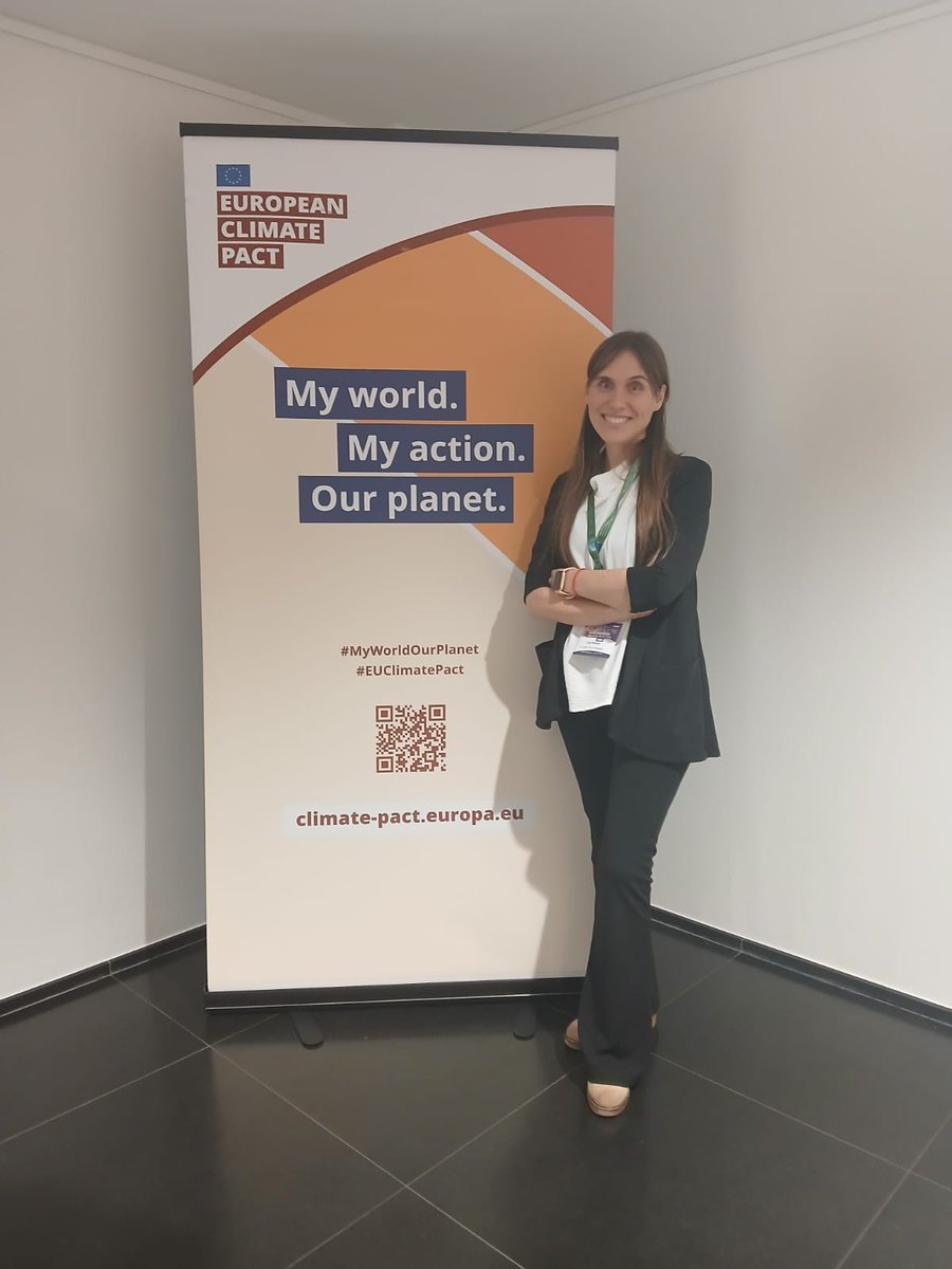 Comunidad SABE (@comunidad_sabe) on Twitter photo 🌍<a href="/ujuefresan/">Ujué Fresán</a>, embajadora <a href="/EUClimateAction/">EU Climate Action</a>, ha participado en el European Climate Pact Flagship Event 2025.
"Han sido unas jornadas muy enriquecedoras. Somos una comunidad de embajadores muy diversa y cada quien aporta su granito de arena desde su perspectiva" comenta Ujué. 👏🙇♀️ 🌍<a href="/ujuefresan/">Ujué Fresán</a>, embajadora <a href="/EUClimateAction/">EU Climate Action</a>, ha participado en el European Climate Pact Flagship Event 2025.
"Han sido unas jornadas muy enriquecedoras. Somos una comunidad de embajadores muy diversa y cada quien aporta su granito de arena desde su perspectiva" comenta Ujué. 👏🙇♀️