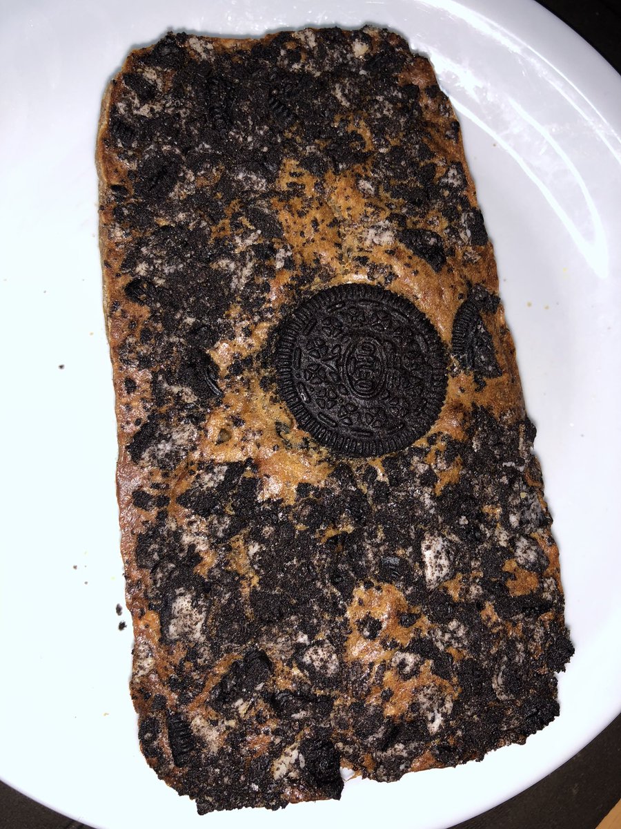 My name is Adesewa, I sell the best banana bread in lagos, my business name is Moren_treats. We are located at Ikorodu,Lagos.
Please kindly retweet, my customers might be on your TL🌚