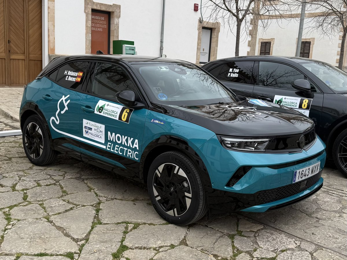 v0green's tweet photo. Verificaciones completadas ☑️

A mediodía comenzamos el Eco Rallye Mallorca, una larga jornada que se prolongará hasta las 3 de la mañana, con la siempre espectacular sección nocturna 🌕.

#Opel #OpelMokka #MokkaLovers #V0Green #CEEA #EcoRallyeMallorca https://t.co/cxjC4VfI58