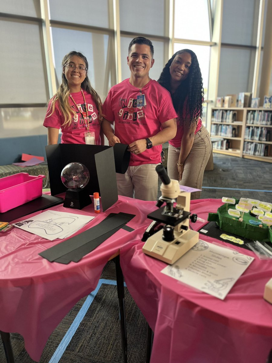 AshSmith_3's tweet photo. The #NiceGirlsConference was a huge success with nearly 70 girls from elementary, middle, &amp; high schools across Irving ISD in attendance! Special s/o to @IISDFoundation @netzeroJMS and all my amazing volunteers for their support in making this event impactful! #GirlPower 🩷🎀 https://t.co/huZiXT69Ct