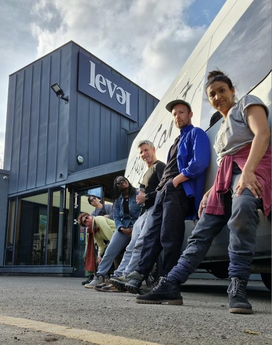 Oily Cart (@oilycart) on Twitter photo What a welcome from <a href="/_GALERI_/">Galeri Caernarfon</a> + <a href="/levelcentre/">LEVEL Arts Centre</a> 💚 We already can’t wait to go back! Big thanks to all the audiences and venue staff for a great couple of weeks.
And now onwards to the penultimate tour stop (for now!)… <a href="/DorchesterArts/">Dorchester Arts</a> What a welcome from <a href="/_GALERI_/">Galeri Caernarfon</a> + <a href="/levelcentre/">LEVEL Arts Centre</a> 💚 We already can’t wait to go back! Big thanks to all the audiences and venue staff for a great couple of weeks.
And now onwards to the penultimate tour stop (for now!)… <a href="/DorchesterArts/">Dorchester Arts</a>