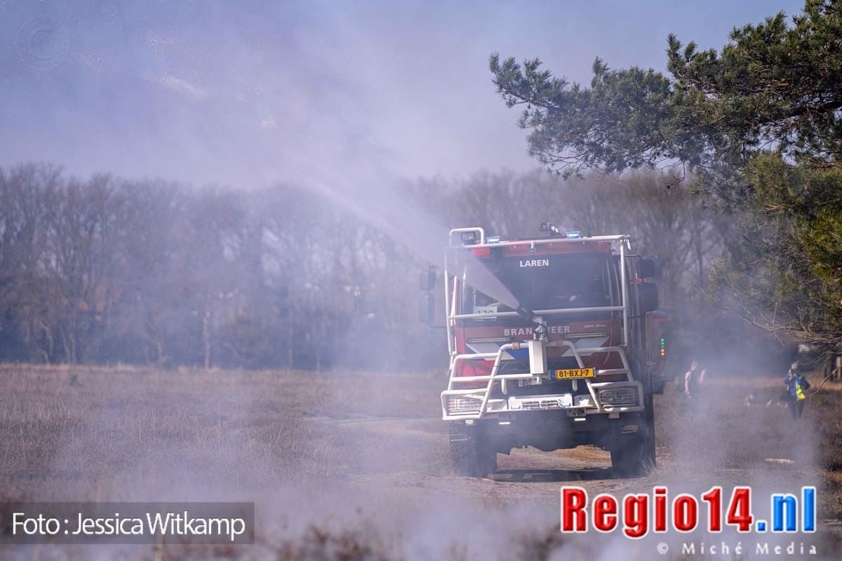 Wees voorzichtig in de natuur. Parkeer je auto niet in droog gras en blokkeer geen toegangswegen! Ruim je afval op in de daarvoor aanwezige afvalbakken of neem het weer mee. Roken in de natuur is een risico!
Geef hulpdiensten de ruimte.