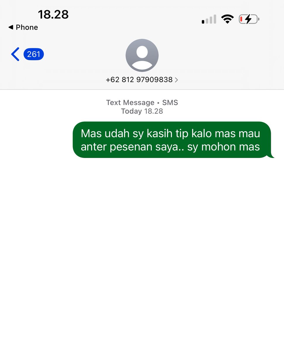 arifmleo's tweet photo. 3x kali @gojekindonesia cancel pesenan barang saya di @tokopedia @TokopediaCare dengan pengiriman instan. Kacaaau gojek bisa nolak2. Pengiriman sm tip. https://t.co/swArZudaNV