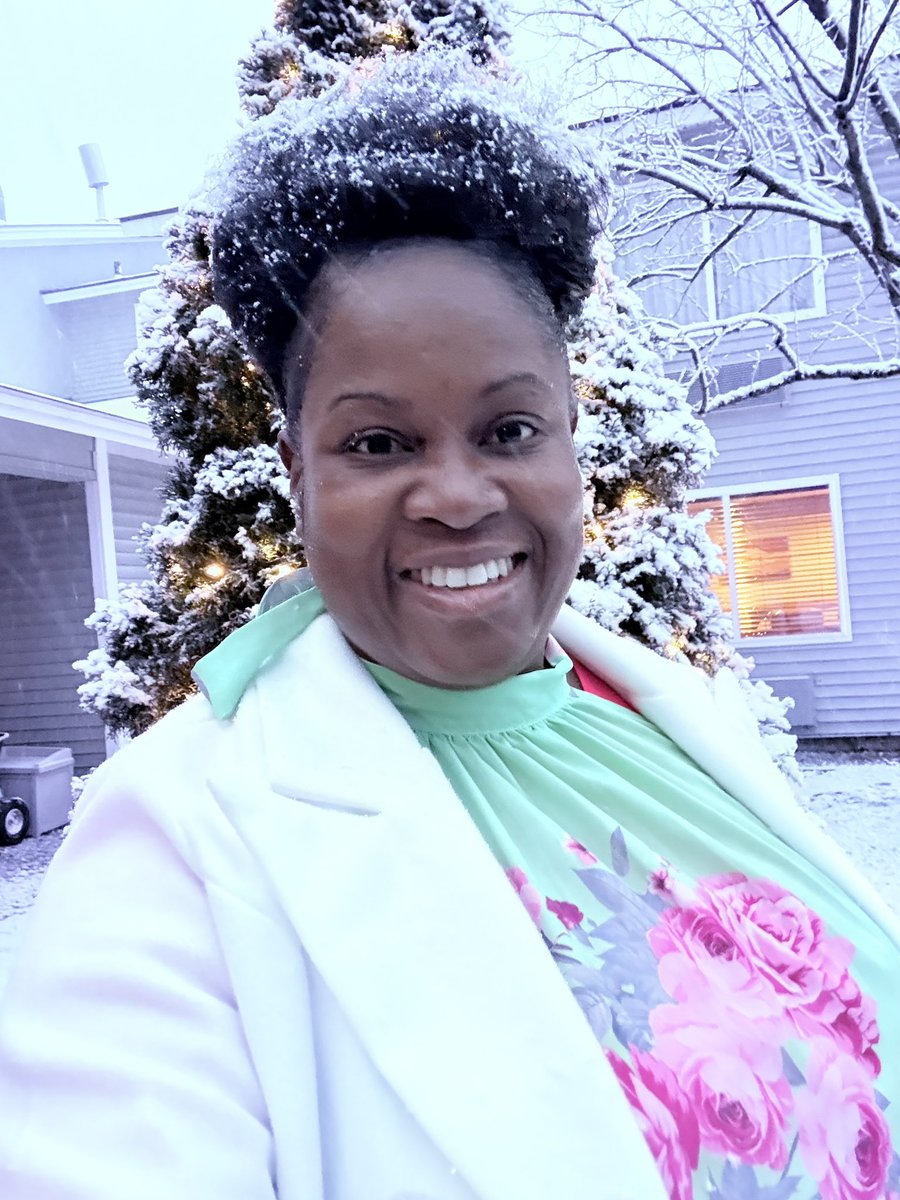 Dr. India White tweet media