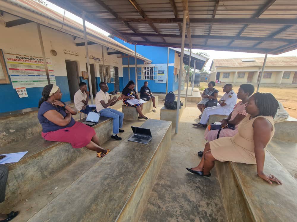 MakSPH METS Program (@metsprogrammeug) on Twitter photo Supporting <a href="/MinofHealthUG/">Ministry of Health- Uganda</a> to conduct a comprehensive quality assessment of HIV Testing Services (HTS) across Uganda, revealing important insights into the national progress toward standardized, high-quality care
Below is feedback session at Kibengo HC III in Luwero Supporting <a href="/MinofHealthUG/">Ministry of Health- Uganda</a> to conduct a comprehensive quality assessment of HIV Testing Services (HTS) across Uganda, revealing important insights into the national progress toward standardized, high-quality care
Below is feedback session at Kibengo HC III in Luwero
