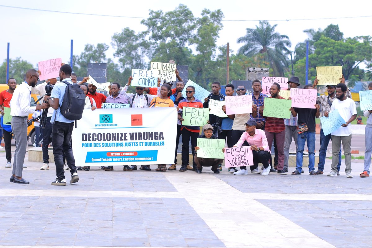 We mobilized this March 20, in Kinshasa to..: 
- Demand the decolonization of Virunga National Park 
- Say no to the exploitation of Congolese natural resources by armed groups, and 
- Demand the definitive cancellation of tenders for the public sale of oil and gas wells.
