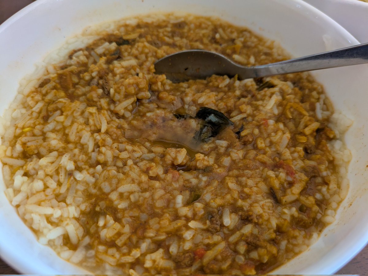 cinamon52688970's tweet image. 無水カレー178日目🍛🍛
#ダイエット垢さんと繋がりたい 
#ダイエットのモチベーション 
#ダイエット一緒に頑張ってくれる人RT 
#ダイエッターさんと繋がりたい 
#ダイエット仲間募集中 
#無水カレー
#ポテト
#じゃがいも
#メークイン
#玄米
#ジャスミン米