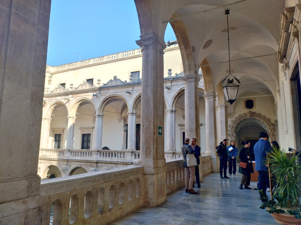 Ready for day 2 of #ESILRF2025. Today we are in the rectorate building of the University of Catania. Wow! 😍