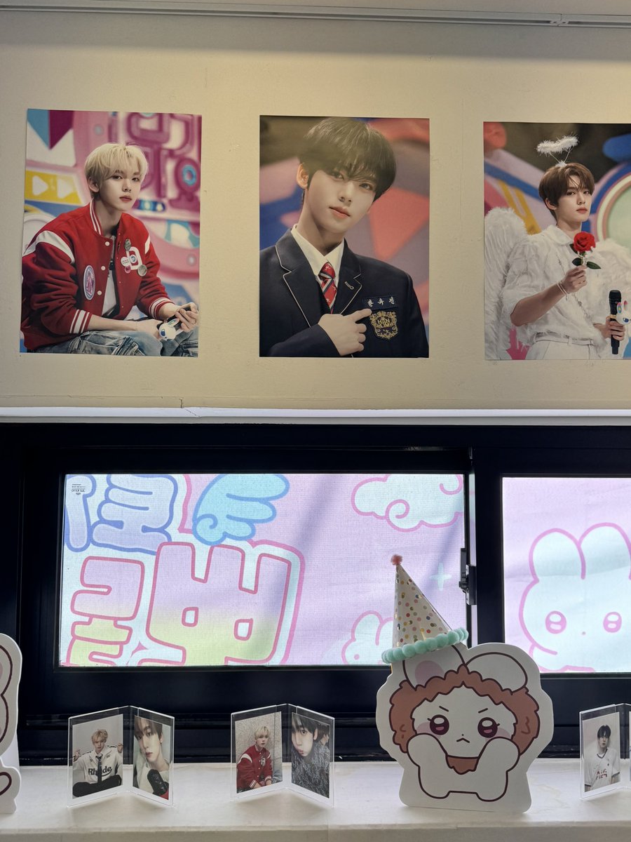 #prince_bbodol_of_bunnyland
너무 예쁘고 귀여웠던 카페💕