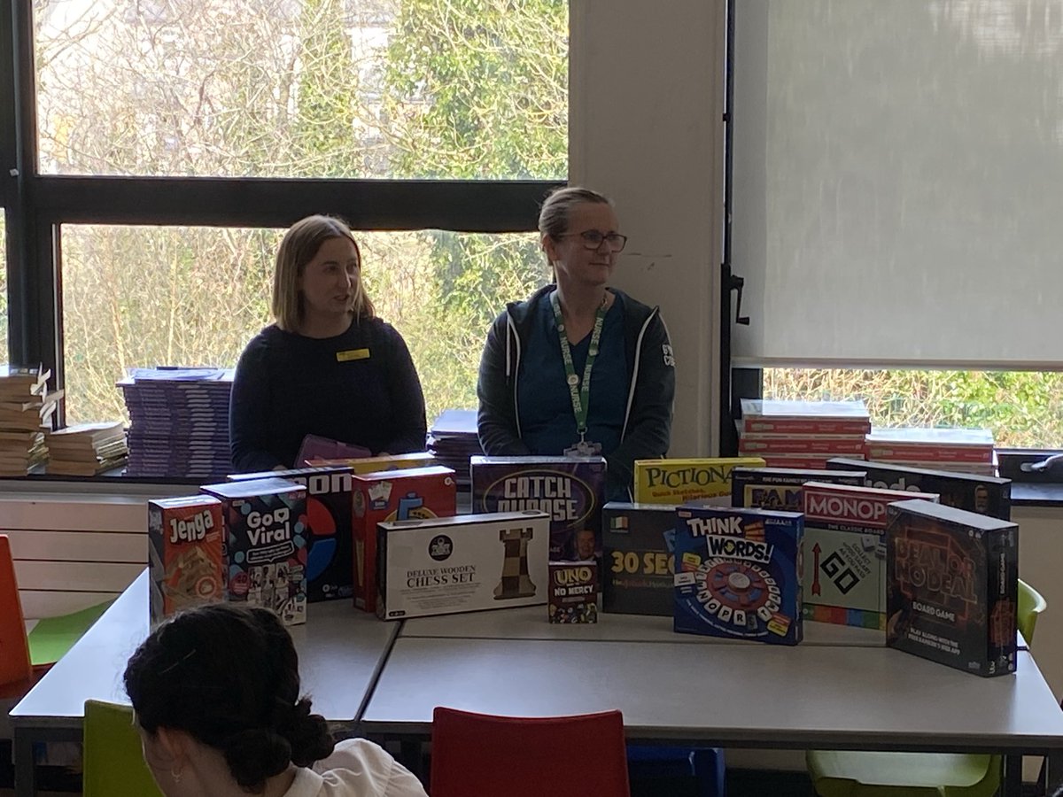 Localise Youth Volunteering (@localiseyouth) on Twitter photo A big thank you to Elaine and Eimear from <a href="/NPQD_CHB/">NPD Connolly Hospital Blanchardstown</a> Connolly Hospital for coming out to <a href="/lecheiless/">Le Chéile Secondary School</a> Tyrellstown and to the students who created Easter gift bags and cards and gifted a number of board games and activities for the patients on the Rowan Ward A big thank you to Elaine and Eimear from <a href="/NPQD_CHB/">NPD Connolly Hospital Blanchardstown</a> Connolly Hospital for coming out to <a href="/lecheiless/">Le Chéile Secondary School</a> Tyrellstown and to the students who created Easter gift bags and cards and gifted a number of board games and activities for the patients on the Rowan Ward