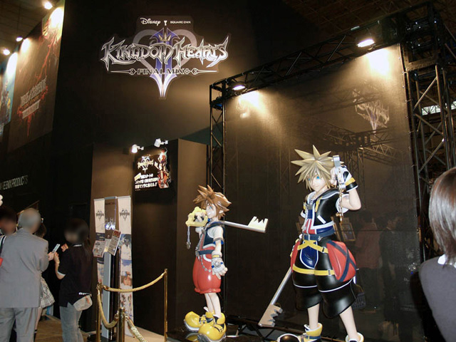 dail15_noctis's tweet photo. KH2 Final Mix and  The World Ends with You #TGS2006 https://t.co/3aU4Mb8TEN