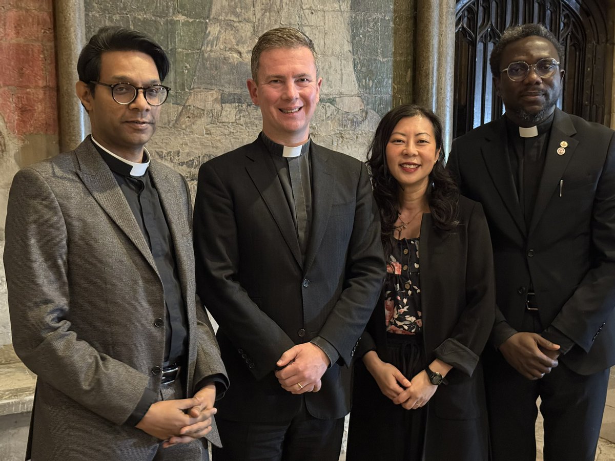 Jamie Hawkey (@jamie_hawkey) on Twitter photo A real privilege to chair last night’s Charles Gore Seminar with friends & colleagues Renie Chow Choy, Peniel Rajkumar & Ishaya Anthony on memory, identity & hope in the Commonwealth <a href="/wabbey/">Westminster Abbey</a> <a href="/penielrufus/">Peniel Rajkumar</a> <a href="/reniechoy/">Dr Renie Chow Choy</a> <a href="/USPGglobal/">USPG</a> A real privilege to chair last night’s Charles Gore Seminar with friends & colleagues Renie Chow Choy, Peniel Rajkumar & Ishaya Anthony on memory, identity & hope in the Commonwealth <a href="/wabbey/">Westminster Abbey</a> <a href="/penielrufus/">Peniel Rajkumar</a> <a href="/reniechoy/">Dr Renie Chow Choy</a> <a href="/USPGglobal/">USPG</a>