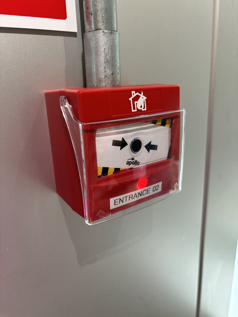 If you haven't already completed a fire alarm test this week, today is the day to do it!

Just make sure you reset the call point afterwards!

#WeeklyTesting #FireAlarms #WeeklyTest