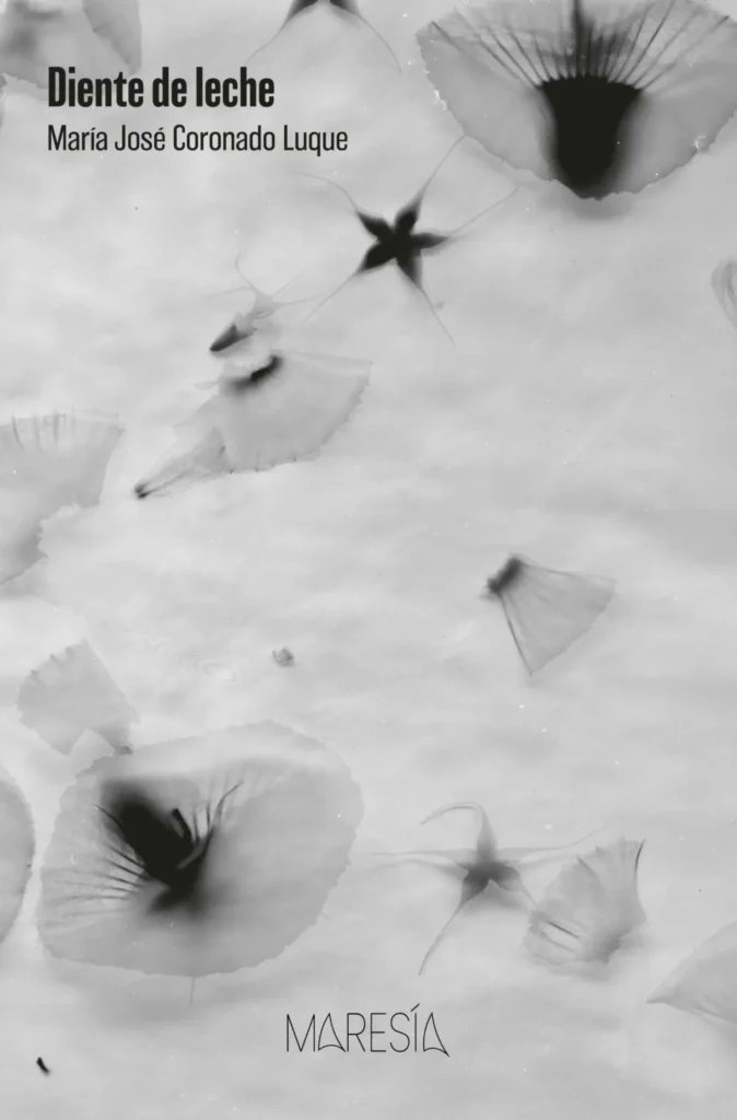 En Cultura Rápida celebramos el Día Mundial de la Poesía hablando con la poeta María José Coronado Luque 

Conocemos más de 'Diente de leche' su reciente poemario publicado por <a href="/maresiapdp/">Maresía</a> 📚