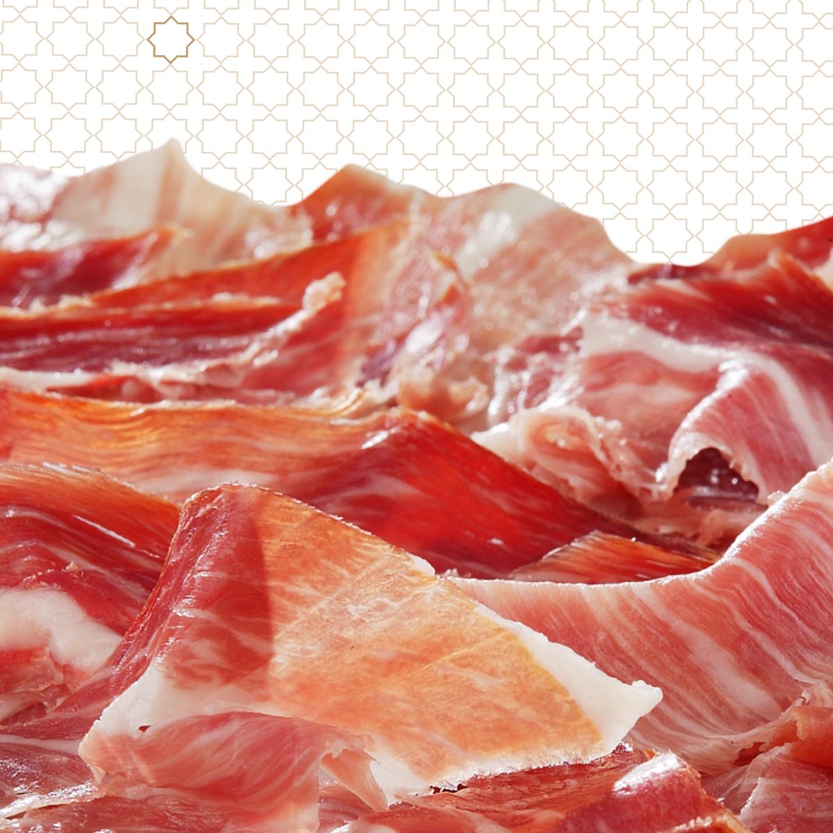 En ocasiones, el jamón puede secarse más de lo deseado dependiendo de la pieza. 

Una buena opción es acudir al charcutero para que lo lonchee a cuchillo, lo corte a máquina o lo envase al vacio.