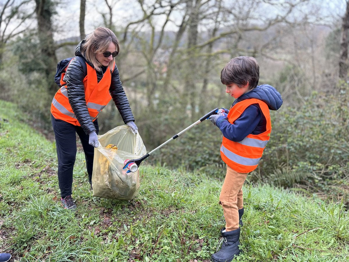 fdc40's tweet image. 🌿🫶 Big UP ! à tous pour votre engagement dans l&apos;opération &quot;J&apos;aime la Nature Propre&quot; ! 🚮🌍
🙏 Juste MERCI !  à toutes les ACCA participantes, les citoyens, enfants, municipalités, randonneurs, pêcheurs, trailers et amoureux de la nature 
#JLNP #Environnement #Nettoyage