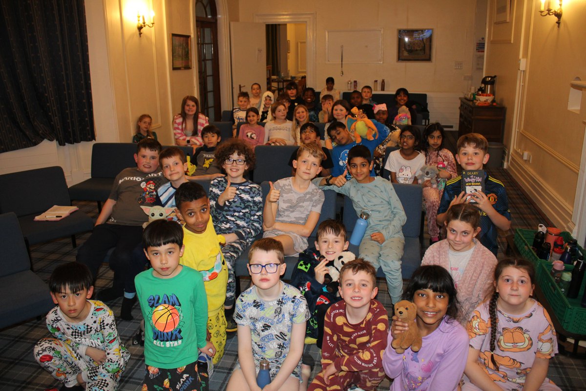 TheVinePrimary's tweet photo. The Great Eggscape Challenge. Whose egg survived?
Relaxing film night watching Ratatouille.
Most feeling pretty tired tonight. #hopetheysleptwell https://t.co/z5WbZLOaAU