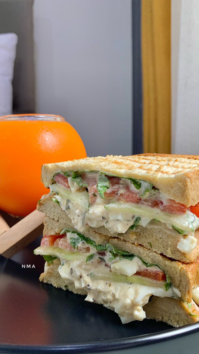 nma_black's tweet photo. Sandwich and carrot juice for breakfast 🥰🤭.

Good morning lovelies 🌸💜 https://t.co/GF5NPpgrDC
