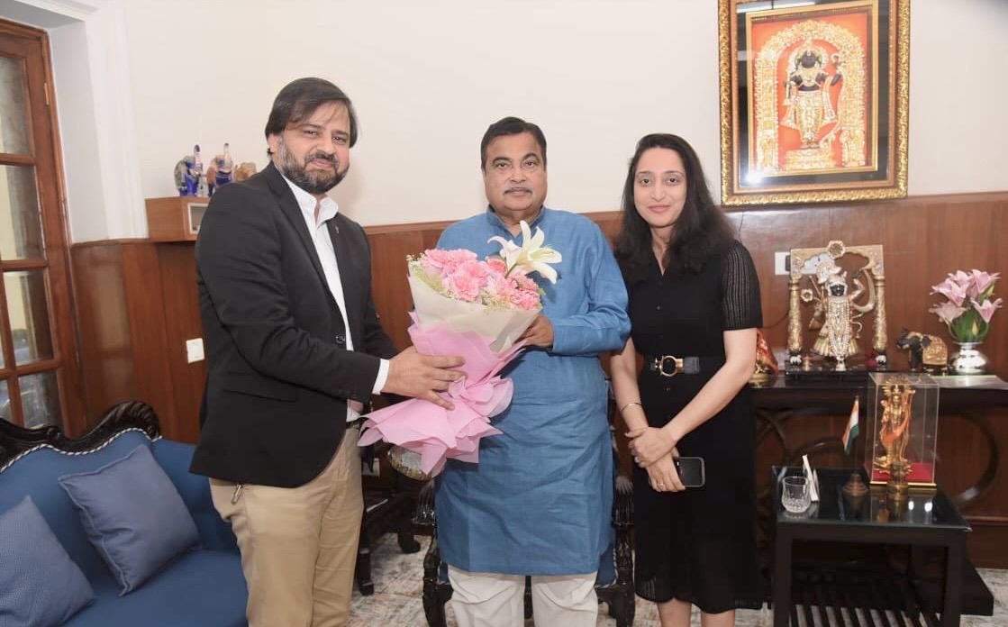 AICRAINDIA's tweet image. Honor of meeting Shri @nitin_gadkari , Cabinet Minister-RT&amp;amp;H and most dynamic leader driving India’s smart mobility revolution. 
@RajSharma_AICRA discussed AI involvement in smart mobility and extended a invitation for GAISA 5.0, where AI will shape the future of transportation.