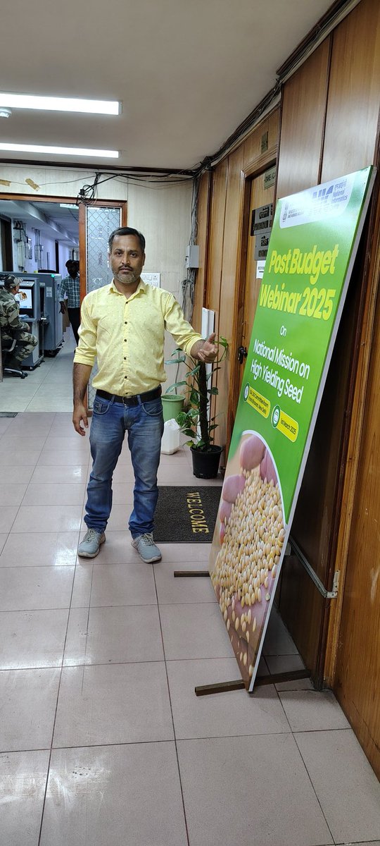 abdheshkumarjha's tweet image. By- Abdhesh kumar Jha 
Date- Fri 21 March 2025
High Yielding Variety Seeds (HYV seeds)-
Crop production is significantly influenced by the amount of composted organic materials, including on the land. The applicat..Follow FB
#SpiralAIgent  #education #ala37 #government #selftalk