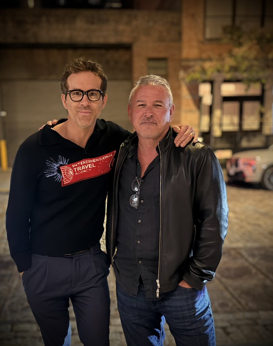 Ryan Reynolds (@vancityreynolds) on Twitter photo 