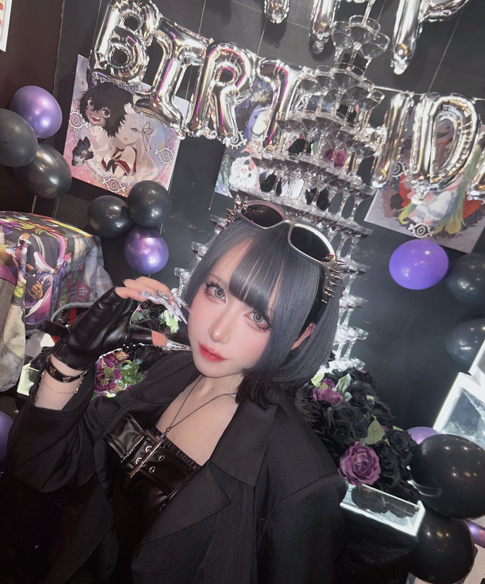 .╭ ◜◝ ͡ ◝ ͡ ◜◝ ╮
♡  ∧＿∧ ＿∧ ♡１日目⟡.·
♡ (⸝⸝_  ̫ _)𖥦< ) ♡
♡ /⌒ づ⊂⌒ヽ ♡
  O╰ ◟  ͜  ◞ ╯
o
°