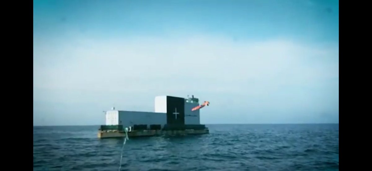 Görünmez ve göbekten…