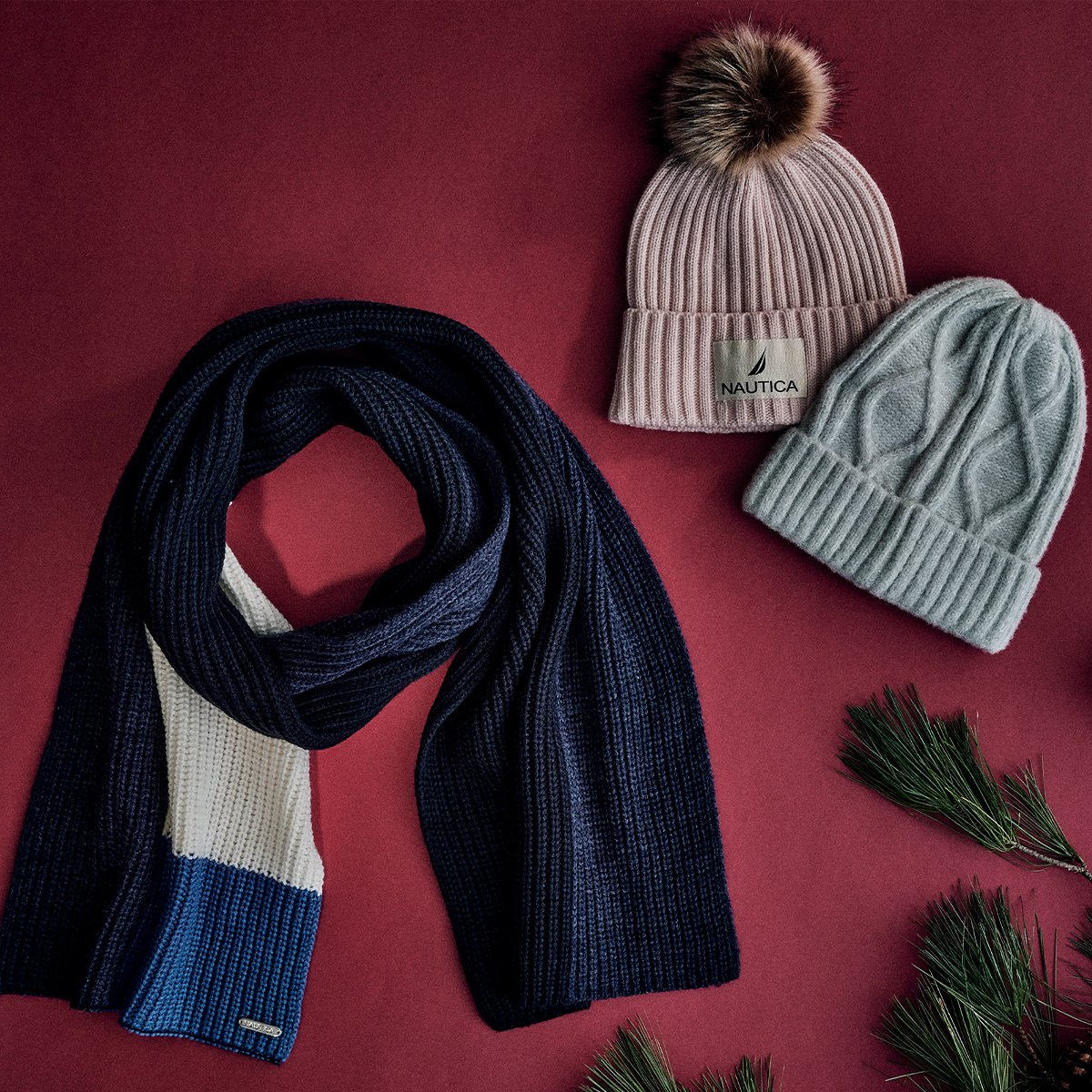 Zarif detaylar, büyük indirimler… Aksesuar koleksiyonlarını %60’a varan avantajlı fiyatlarla keşfetmek için occasion.com.tr’ye göz at!🧣✨