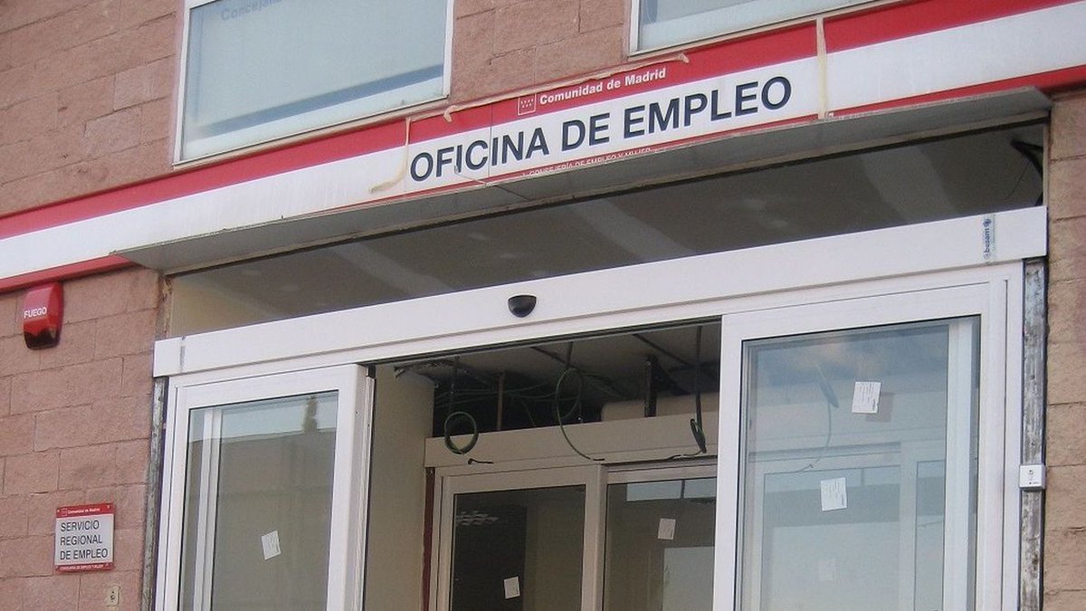 MadridTrabajaOM's tweet photo. 🗓️ El próximo 1 de abril tendrá lugar el #SpeedJobDating de @EmpleoCMadrid para el sector hostelero.
Nos lo ha contado Francisco Masero, director de la Oficina de Empleo de Legazpi.
🔊 Escúchalo aquí: 👉 https://t.co/oDrIFuL6uD https://t.co/t0WDDay8gk