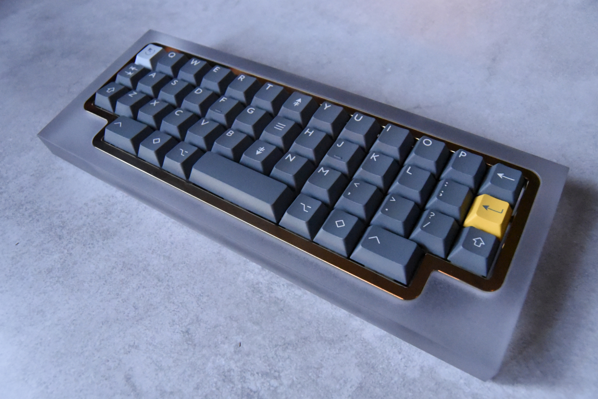 40%キーボード DECO40 PC削り出しケース 真鍮デコレーションカバー くりきささ@3/28キーケットC-09 on X: 