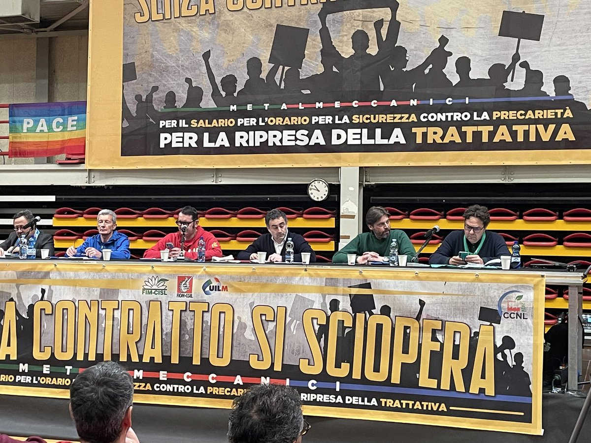 fim_veneto's tweet photo. Vicenza 21 Marzo 2025
Assemblea delegati Fim Fiom Uilm del Nord Italia 
In preparazione dello sciopero dei metalmeccanici del prossimo 28 Marzo.
Federmeccanica deve riaprire la trattativa immediatamente su tutti i fronti, sia salariali che normativi, non vogliamo scuse!!
#FimCisl https://t.co/XcygY9TGMx