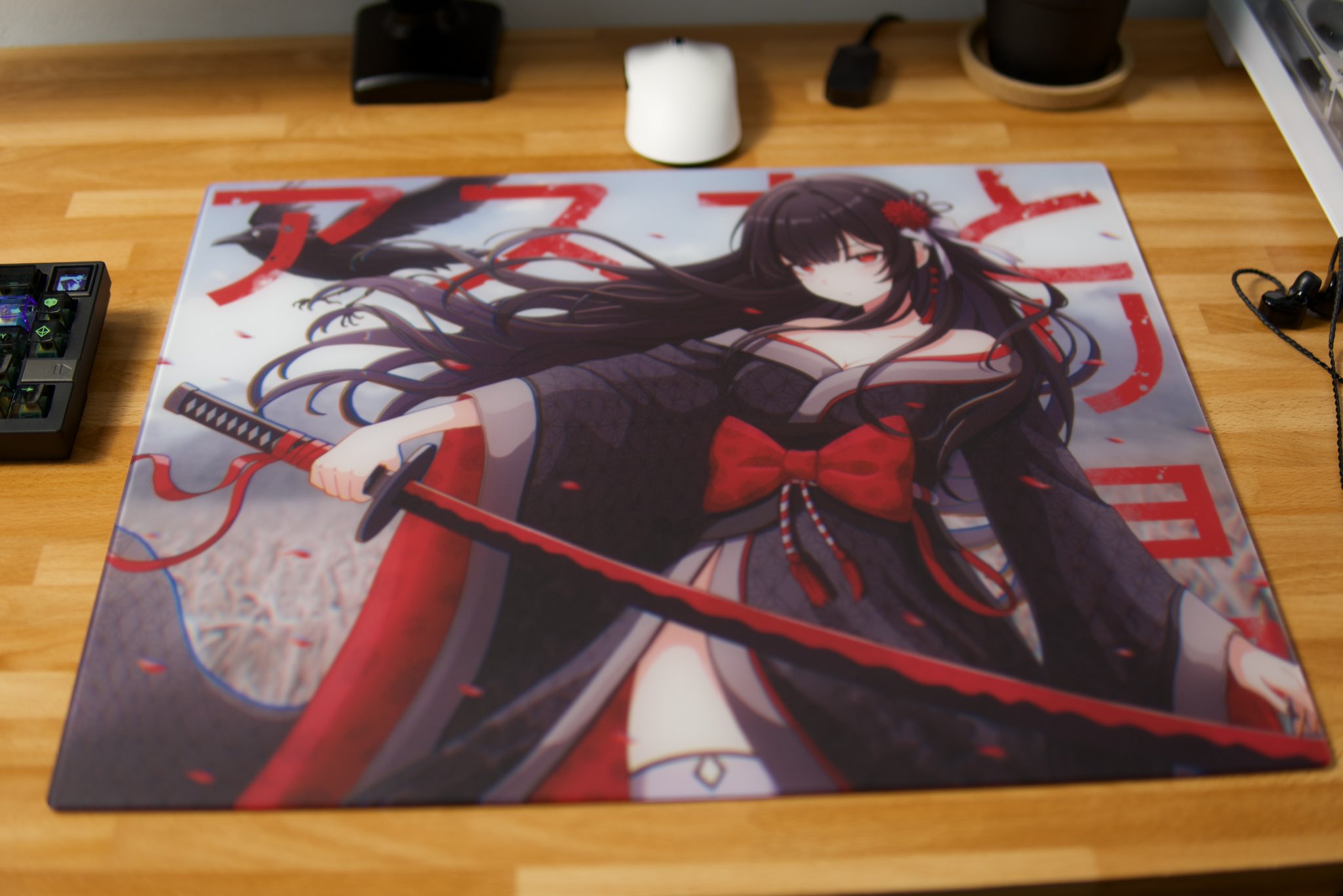 Gamesense Asuka Sonar Kimono Limited Edition Glass Mouse Pad