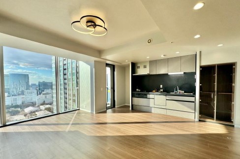 JpnRealtySTARTS's tweet photo. 2bed rooms, 5mins walk to #Tennozuisle station
#Minatoku #Tokyo
Fully Renovated, Corner Unit, 23th floor,Facing South west side.
Price: JPY169.8M ≒ USD1.14M ≒ EUR1.06M
Structure: RC
Built: 2005
Size: 76.67sqm / 825.26sqft
https://t.co/9Kr12CiIcm https://t.co/2Mmsjgt8p8
