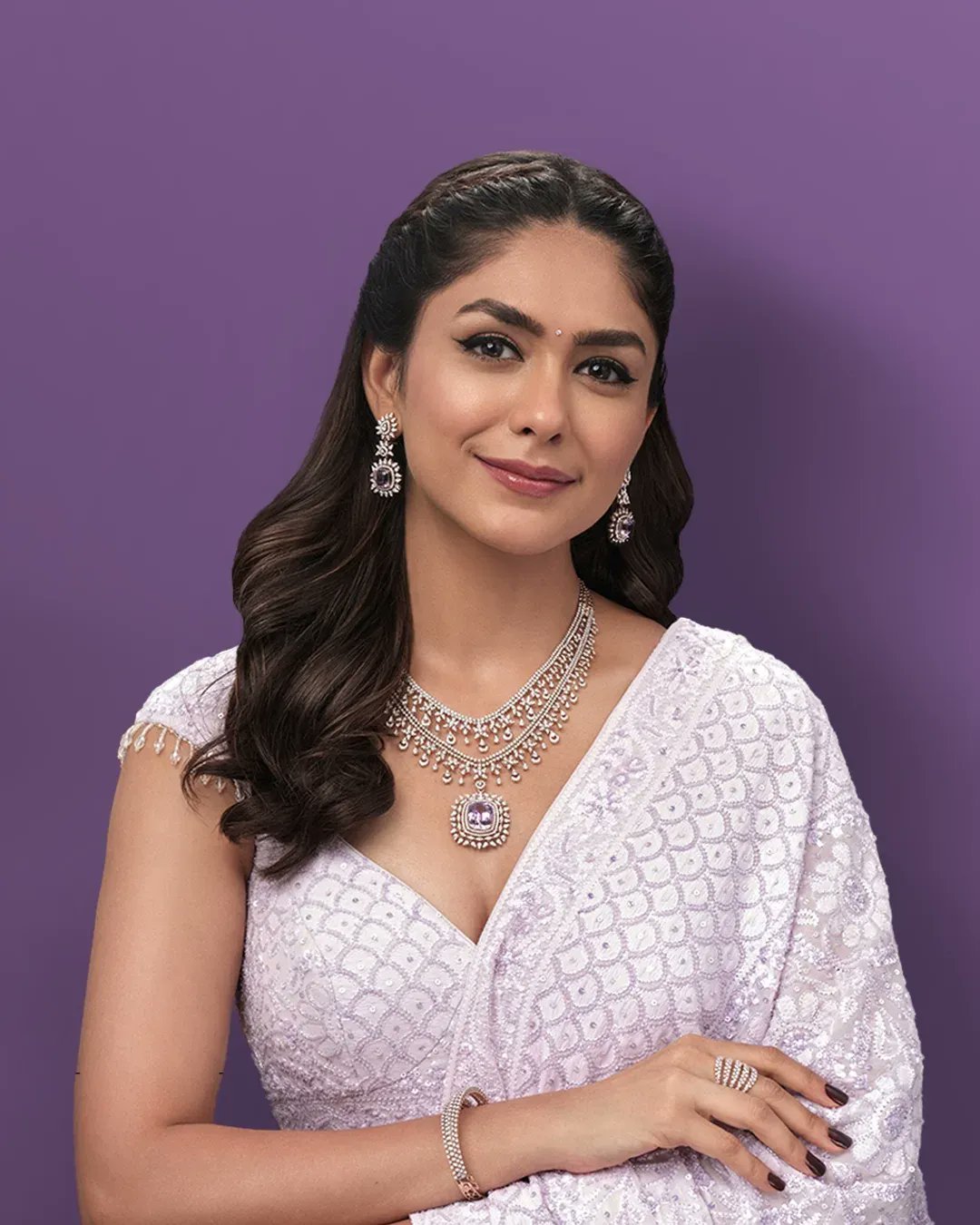 GmjcEw1aEAIs_8E?format=jpg&name=large