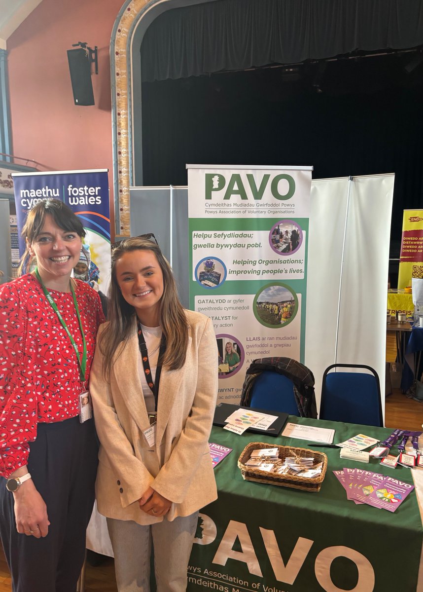 Digwyddiad Llesiant Lleoedd Iach Powys
Kateand Lliwedd attended the Powys Healthy Places Well-Being Event yesterday in Llandrindod. It was good to encourage volunteering as well as to network with other stalls on the Active Offer.
#ycynnigrhagwetihiolpowys