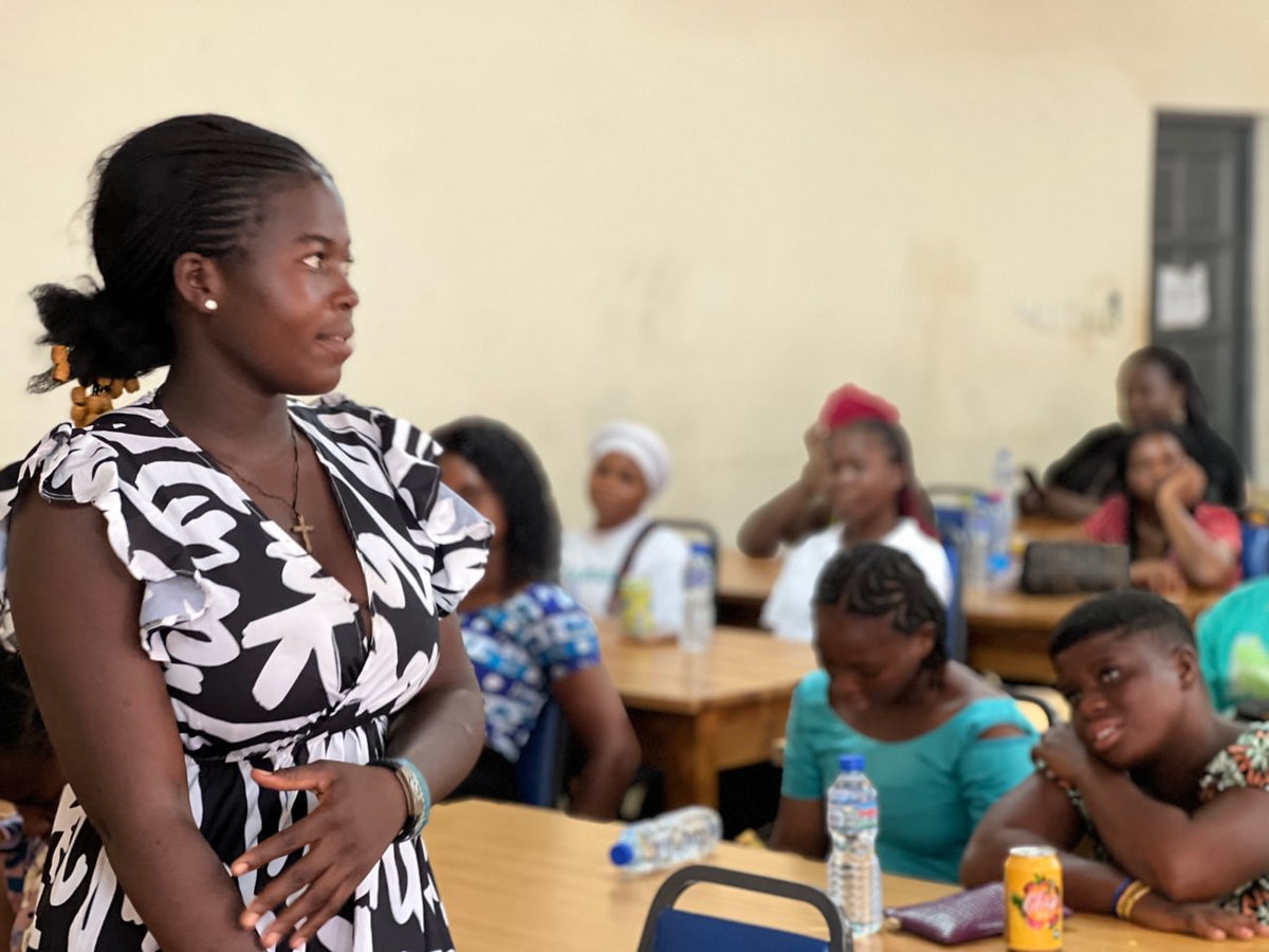 GF2D-CRIFF (@gf2dcriff) on Twitter photo Conscient de la nécessité de sensibiliser les femmes et jeunes filles sur le #08mars, le GF2D en partenariat avec <a href="/CarrefourIntl/">Carrefour International</a> a organisé le 18 mars à Lomé une sensibilisation sur les droits et les AGR avec 50 femmes et jeunes filles dont commerçantes, apprenties, portefaix… Conscient de la nécessité de sensibiliser les femmes et jeunes filles sur le #08mars, le GF2D en partenariat avec <a href="/CarrefourIntl/">Carrefour International</a> a organisé le 18 mars à Lomé une sensibilisation sur les droits et les AGR avec 50 femmes et jeunes filles dont commerçantes, apprenties, portefaix…