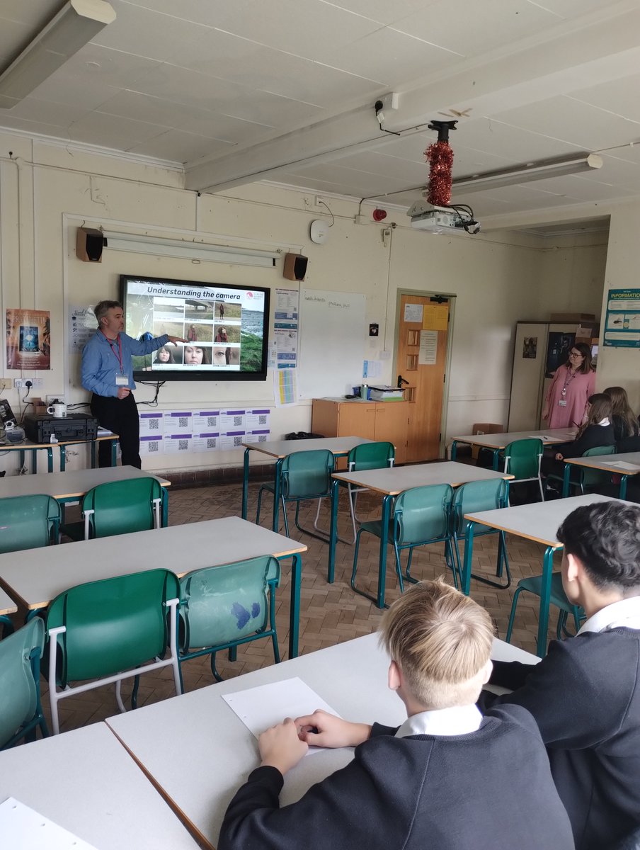 kayleighbrum85's tweet photo. Massive thank you to Rhys Bebb at @ScreenAllianceW for delivering fun and inspiring Camera Skills Workshops to Year 9 &amp; 10 learners at @YDB_Official &amp; @hawardenhs. In their groups, they planned &amp; filmed their own 3 shot suspense film.

#Media 
#CurriculumEnrichment
#CareersInFilm https://t.co/gR6CRg5UHK