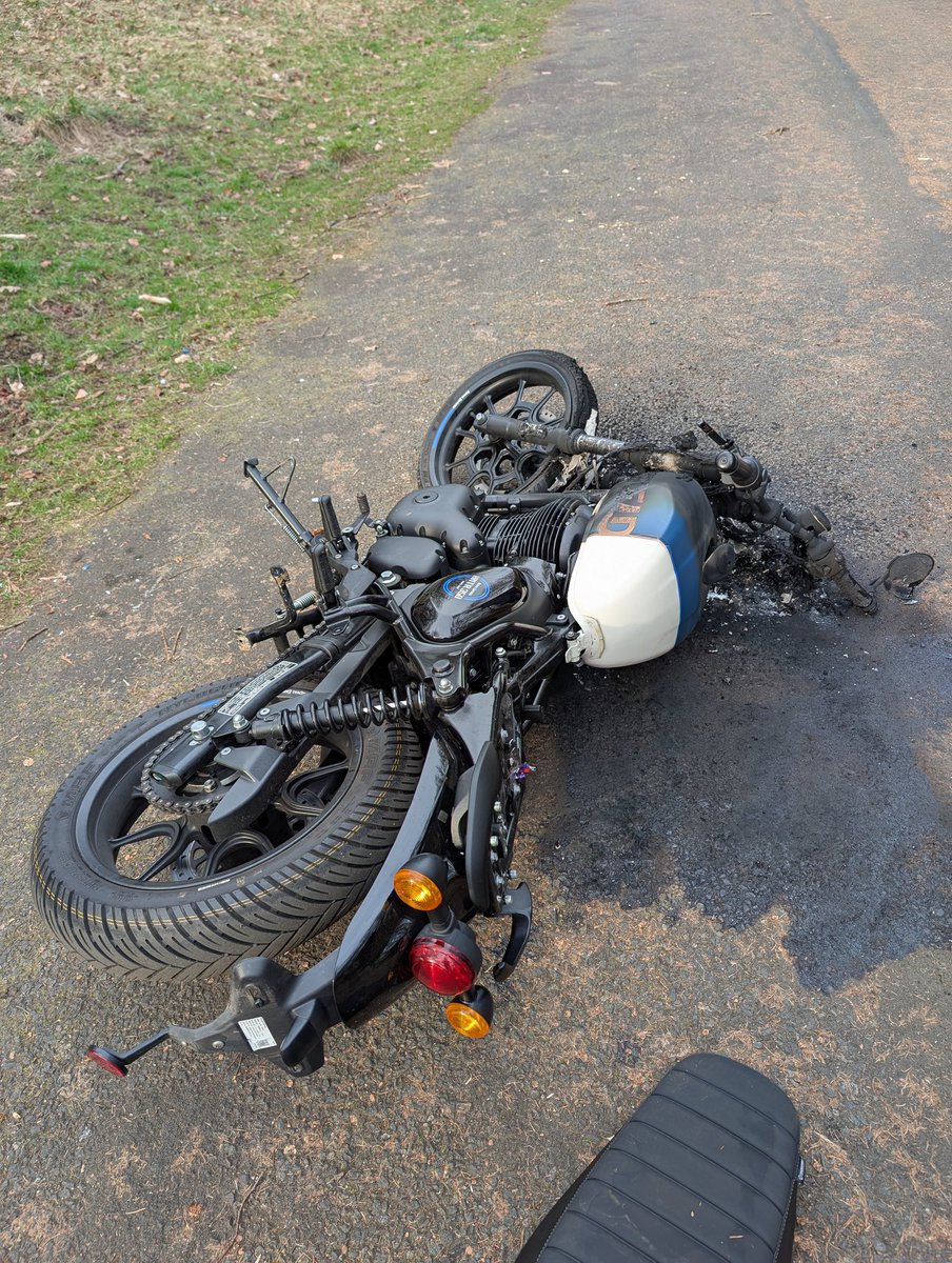 Stewart Black (@stewartdblack) on Twitter photo ... <a href="/PSOSGreaterGlas/">Police Scotland Greater Glasgow</a> burnt out bike in Bellahouston Park (path behind Palace Of Art). ... <a href="/PSOSGreaterGlas/">Police Scotland Greater Glasgow</a> burnt out bike in Bellahouston Park (path behind Palace Of Art).