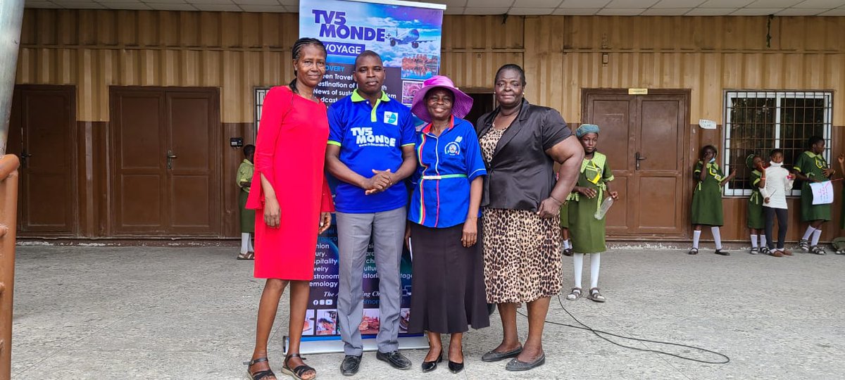 MAISON TV5MONDE NIGERIA (LAGOS-ABUJA) (@mtv5lagos) on Twitter photo The Maison TV5Monde Lagos was invited by the the management of Vetland Junior grammar school Agege Lagos to celebrate the international day of <a href="/OIFrancophonie/">La Francophonie</a> .Some students received <a href="/TV5MONDE/">TV5MONDE</a> goodies
<a href="/BEinNigeria/">Belgium in Nigeria 🇧🇪🇳🇬</a> ,<a href="/FranceInNigeria/">Ambassade de France au Nigéria</a> ,<a href="/MagLosange/">Magaly Losange</a> ,<a href="/alliancefphc/">AllianceFrançaisePHC</a> ,<a href="/PieterLeenknegt/">Pieter Leenknegt</a> , The Maison TV5Monde Lagos was invited by the the management of Vetland Junior grammar school Agege Lagos to celebrate the international day of <a href="/OIFrancophonie/">La Francophonie</a> .Some students received <a href="/TV5MONDE/">TV5MONDE</a> goodies
<a href="/BEinNigeria/">Belgium in Nigeria 🇧🇪🇳🇬</a> ,<a href="/FranceInNigeria/">Ambassade de France au Nigéria</a> ,<a href="/MagLosange/">Magaly Losange</a> ,<a href="/alliancefphc/">AllianceFrançaisePHC</a> ,<a href="/PieterLeenknegt/">Pieter Leenknegt</a> ,