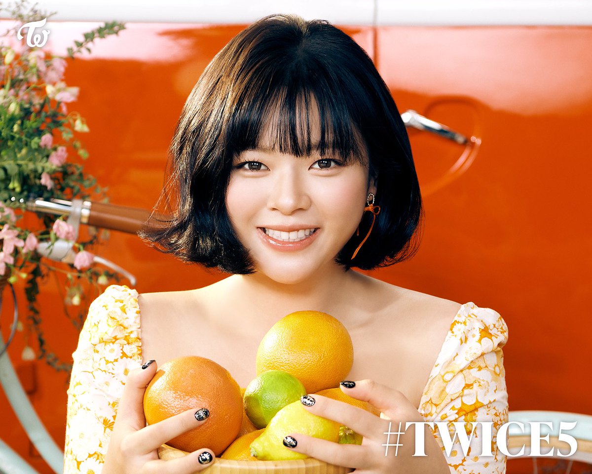 TWICE 5th BEST ALBUM『#TWICE5』
2025.05.14 Release

#JEONGYEON

🧺 More Details
twicejapan.com/feature/5th_be…

#TWICE
#TWICE5 
#TalkthatTalk #SETMEFREE #IGOTYOU #ONESPARK #Strategy