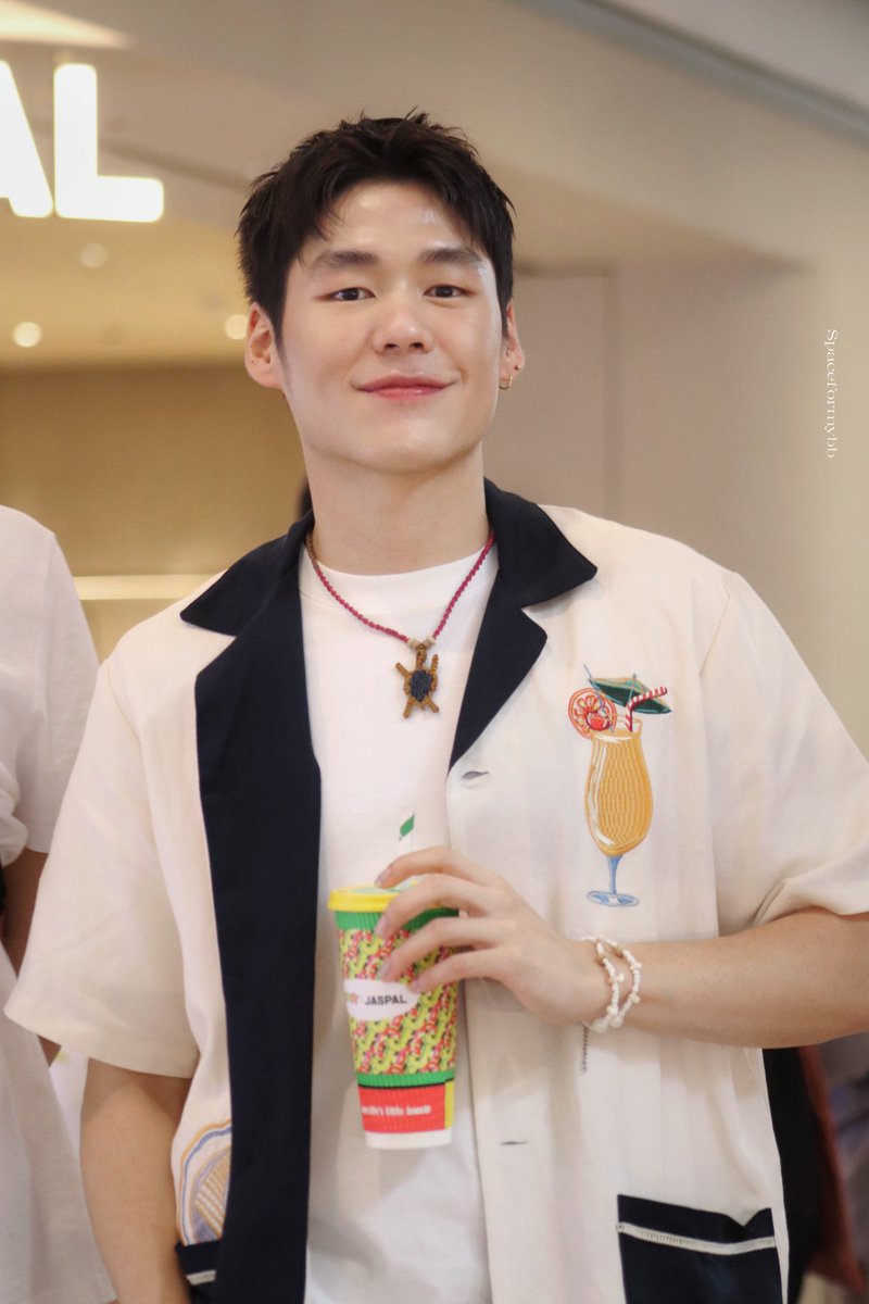 Spaceformybb's tweet photo. น่ารักแบบว่ากล้องยังเก็บความน่ารักได้ไม่หมดเลยอ่า 👉👈
#aobobstoab26 @aobobstoab26 https://t.co/DuLzMhLe5G