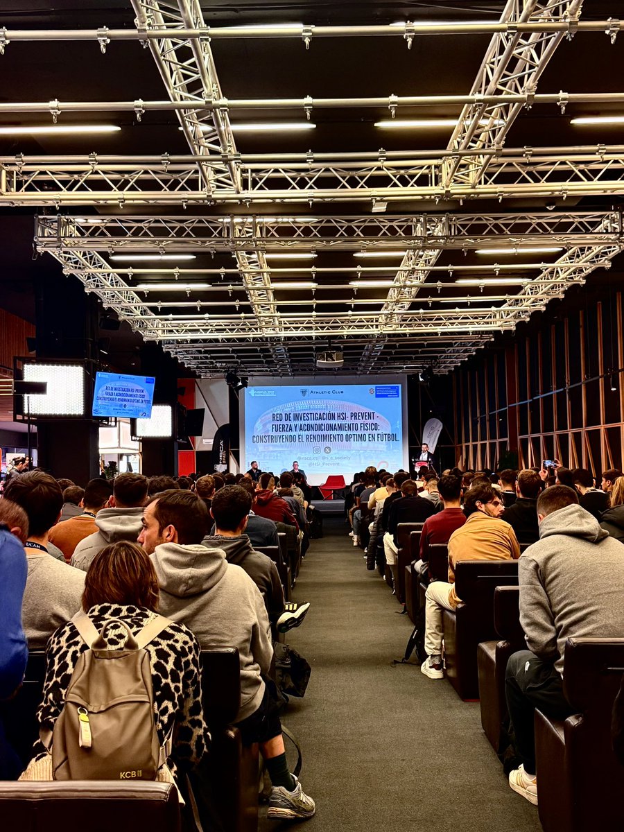 Ahora mismo en Bilbao!! Clinic 2025 está en San Mamés