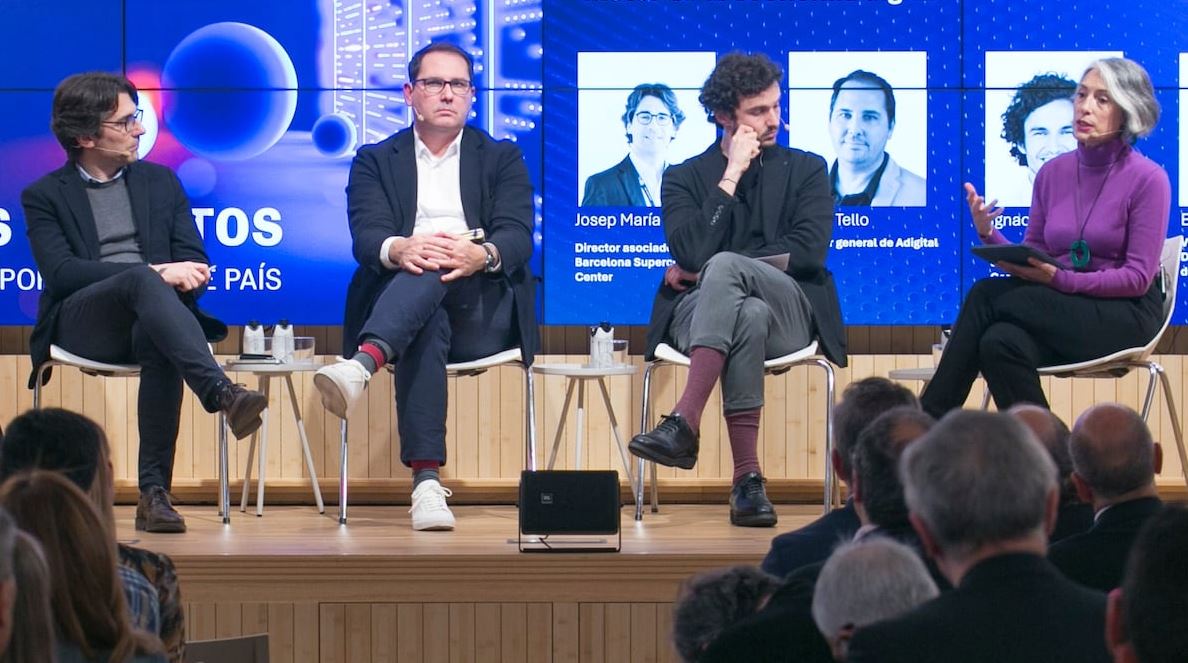 BSC_CNS's tweet photo. 🌐El futuro gira en torno a los datos
🗣@martorellBSC participa en la jornada Centros de datos: una oportunidad de país de #SpainDC y @retinate
🗞Un resumen de los puntos clave de la jornada en estos artículos de @el_pais
◾https://t.co/RGYuY6o2uB
◾https://t.co/GCBeB5kaGH