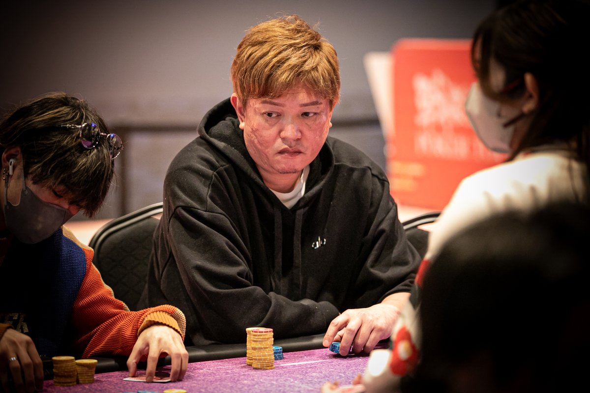 sengokupoker's tweet photo. 【応仁の乱 -NLH Megastack-】

拾肆位 kwkb7333武将、拾伍位 shohei武将
拾陸位 ryooota武将、拾漆位 Yusuke武将

見事な活躍であった！
天晴れで候！

#戦国ポーカー https://t.co/O6O1oUzb8p